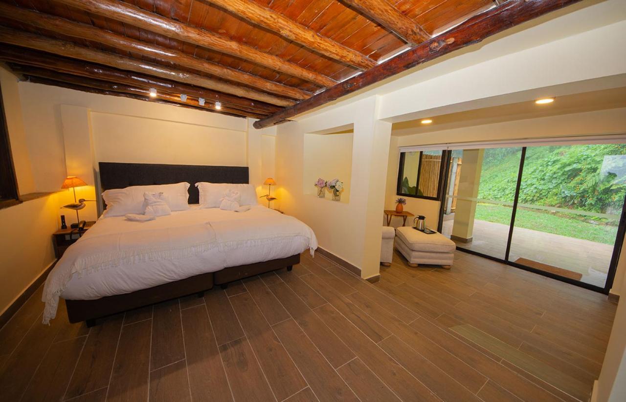 Las Mercedes Lodge Cali Buitenkant foto